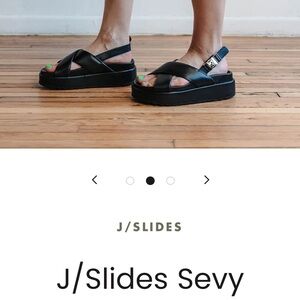 New J Slides NYC black platform sandals with silver buckle, size 7 1/2